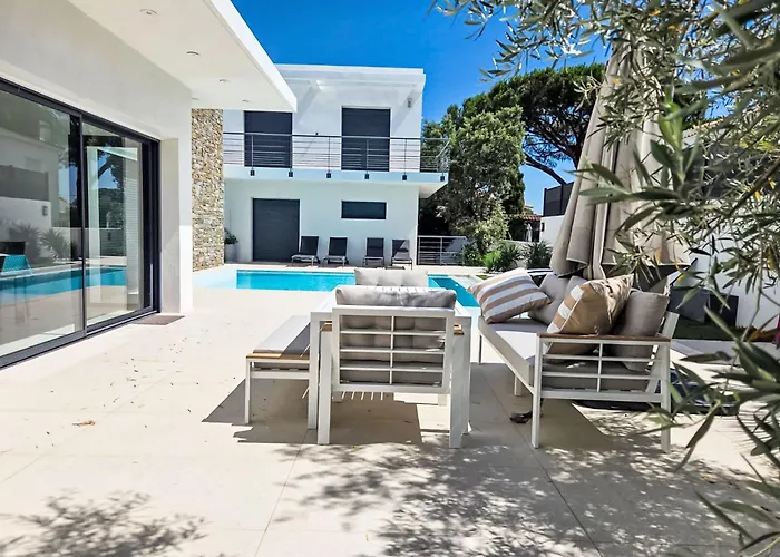L'oustaloun By Interhome