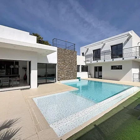 L'oustaloun By Interhome