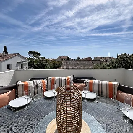 L'oustaloun By Interhome